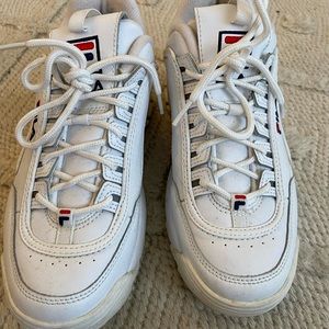 WHITE CHUNKY PLATFORM FILA SHOES